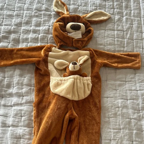 Rubie's Kangaroo Kids Costume - Winnie the Pooh / Roo - Picture 3 of 7